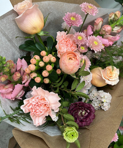Peach Mixed Bouquet
